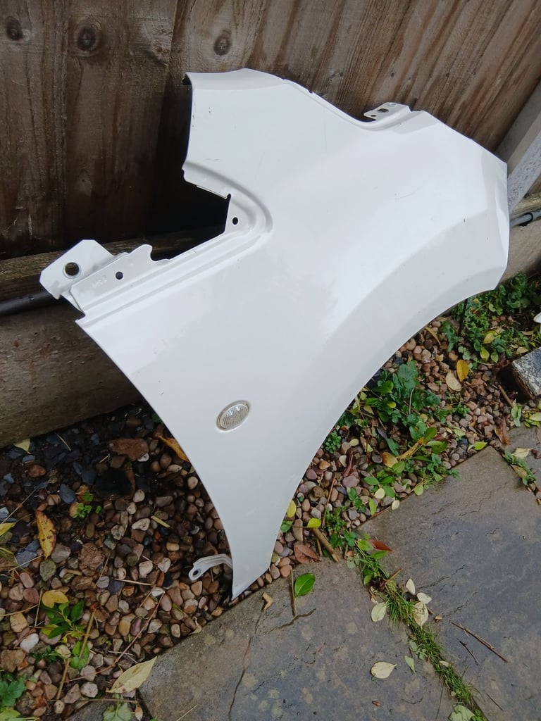 Ford Ka Wing Drivers side in Frozen white 2009 to 2016 