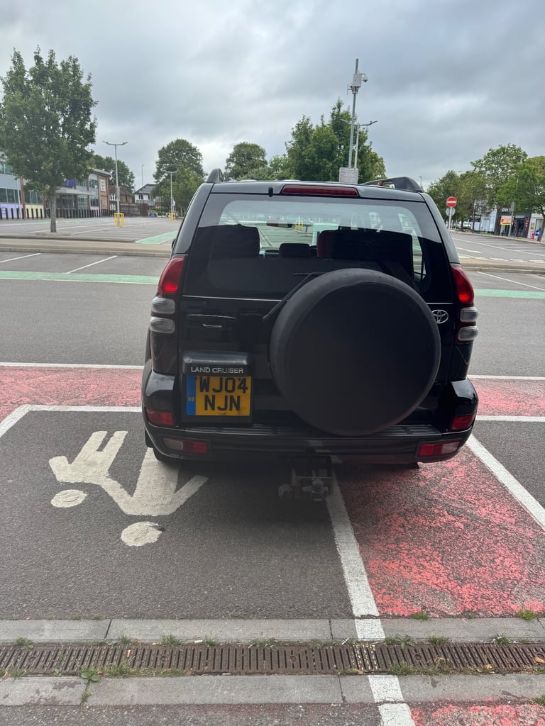 Toyota, LAND CRUISER, Estate, 2004, Manual, 2982 (cc), 5 doors