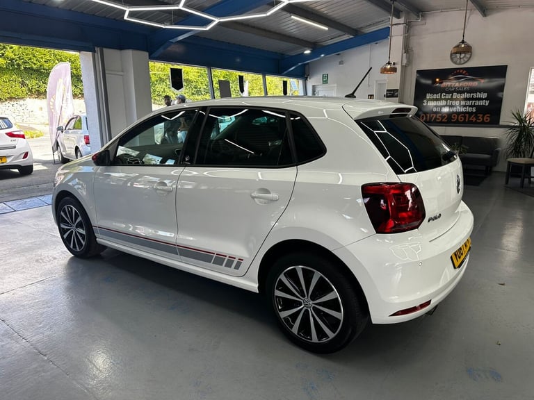 VOLKSWAGEN POLO 1.2 TSI beats 2017