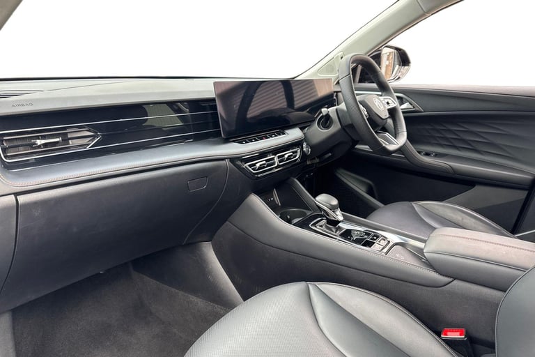 2025 MG MG HS 106287 Hatchback Petrol Automatic