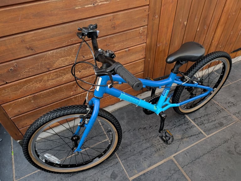 image for pinnacle quality bike , 20 inch wheels, 6 gears, lightweight frame,