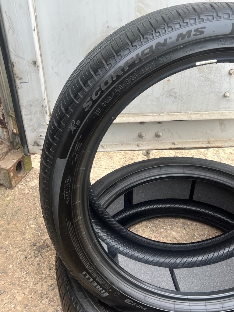 285 45 R22 114Y PIRELLI SCORPION ZERO M+S PART WORN 5-6 MM 