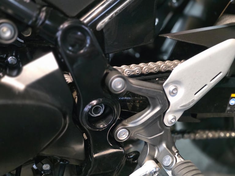 2018 KAWASAKI ZR Z900 RS 1 OWNER 4,900 MILE'S 