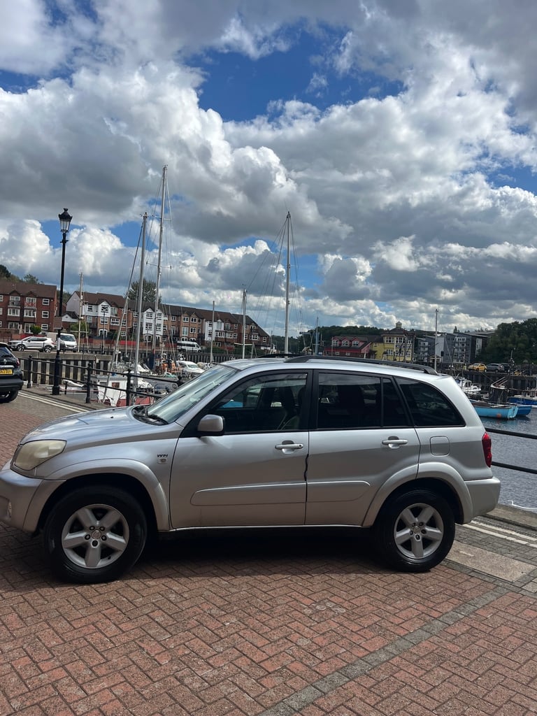 2005 Toyota RAV4 20 XT-R 5dr Auto ESTATE Petrol Automatic