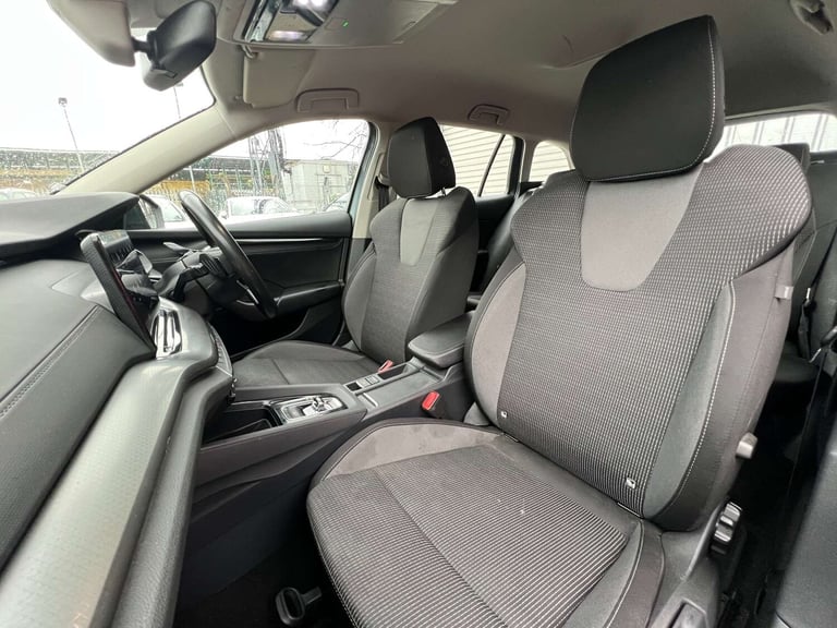 2022 Skoda Octavia 1.4 TSI iV 13kWh SE Technology DSG Euro 6 (s/s) 5dr Estate Hybrid Automatic