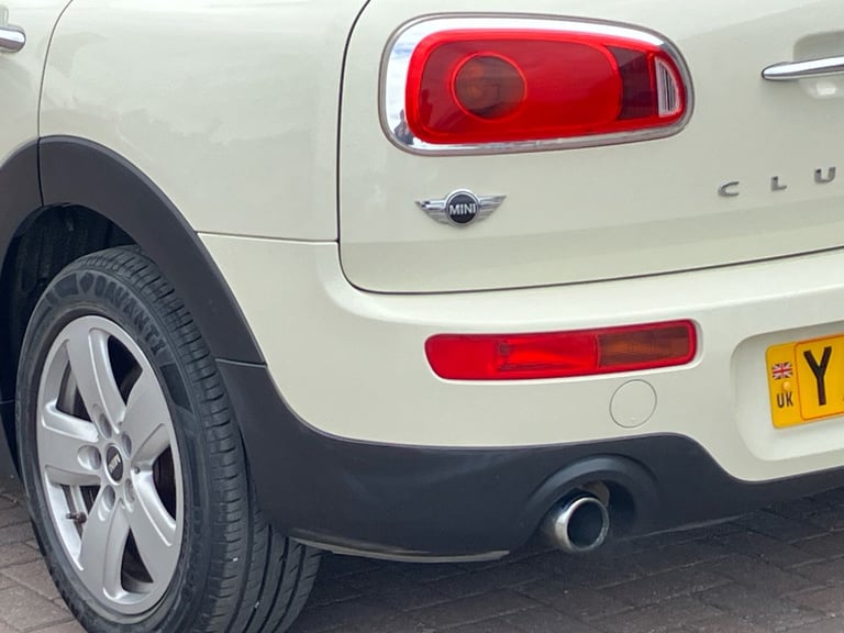 2016 MINI Clubman 2.0 Cooper D 6dr Estate DIESEL Manual
