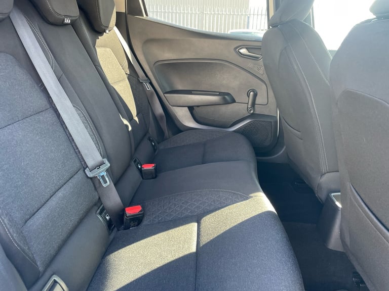 2020 Renault Clio 1.0 Tce Iconic Hatchback Petrol Manual
