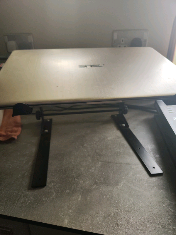 Gorilla laptop stand