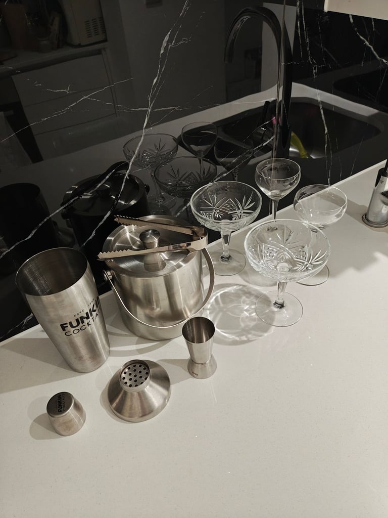 image for Cocktail Glasses + Shaker + Ice bucket 
