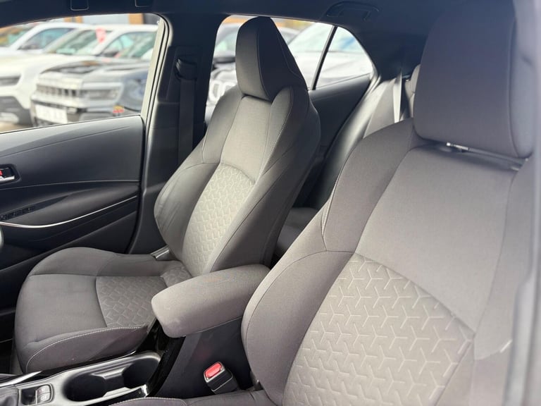 2019 Toyota Corolla 1.8 VVT-i Hybrid Icon Tech 5dr CVT HATCHBACK Petrol/Electric Hybrid Automatic