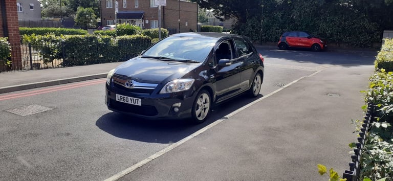2010 Toyota Auris Hybrid Spirit SE Nav Genuine low miles 78000 only