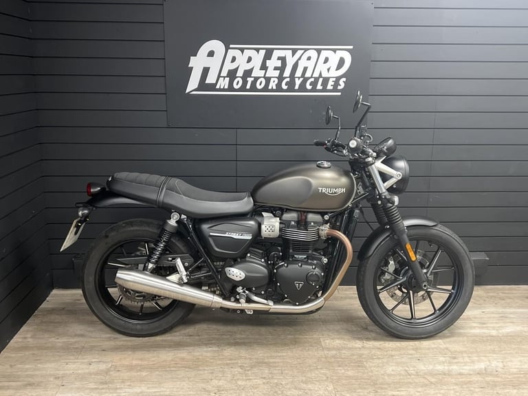 TRIUMPH BONNEVILLE STREET TWIN | in Keighley, West Yorkshire | Gumtree