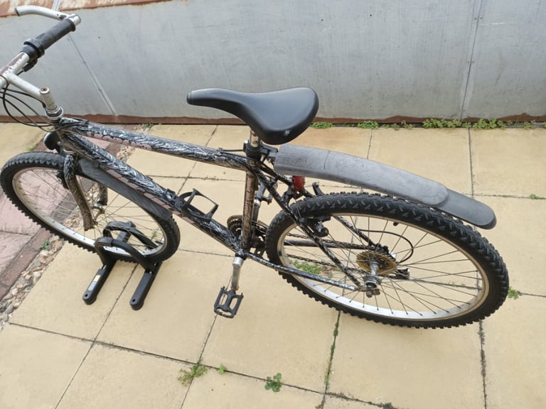 EMMELLE LEOPARD Mountain Bike 21 GEARS Medium size used