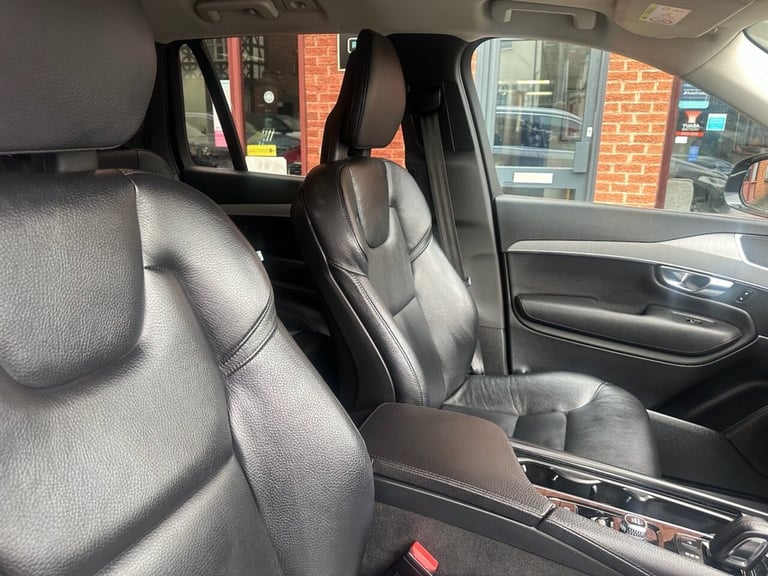 2020 Volvo XC90 2.0 B5 MHEV Momentum SUV 5dr Petrol Hybrid Auto 4WD Euro 6 (s/s) (250 ps) Automatic