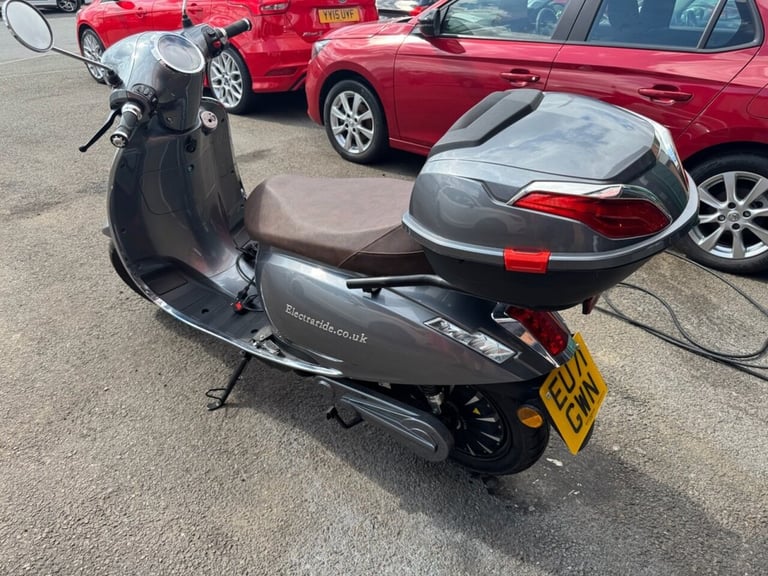 2021 SAKURA JS2A Scooter Electric Automatic Scooter ELECTRIC Automatic