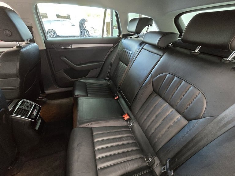 2016 Skoda Superb 2.0 TDI CR SE L Executive 4X4 5dr ESTATE DIESEL Manual