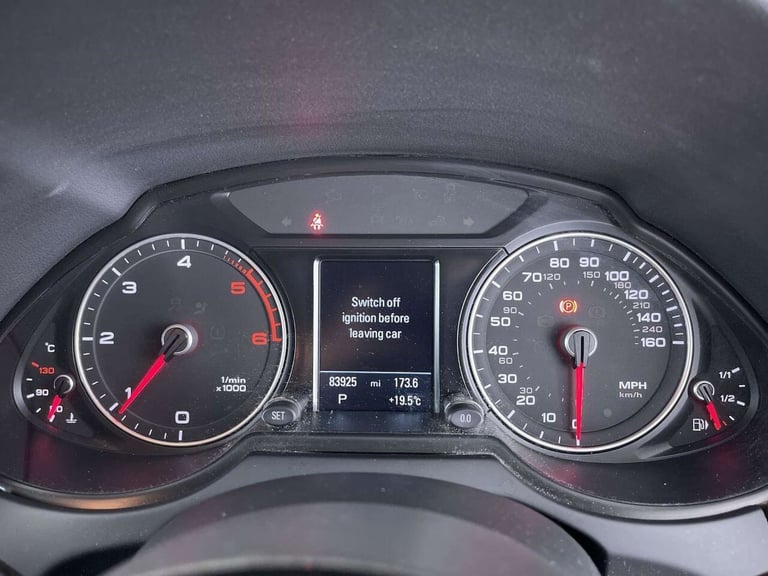 2014 Audi Q5 2.0 TDI S line Plus SUV 5dr Diesel S Tronic quattro Euro 5 (s/s) (177 ps) S SUV Dies...