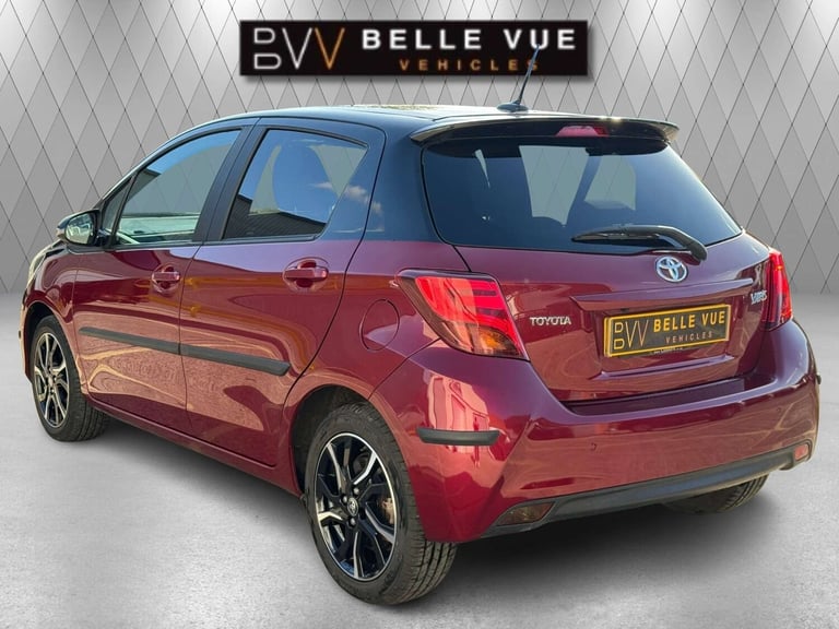 2017 Toyota Yaris 1.3 Yaris Design VVT-i 5dr - NATIONAL DELIVERY* Hatchback Petrol Manual