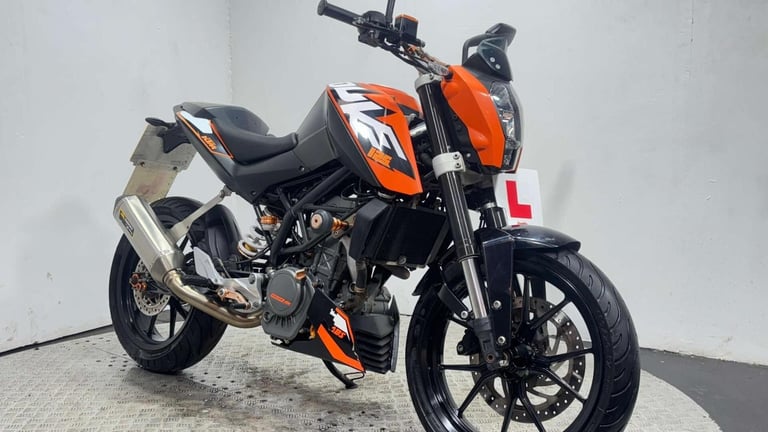 KTM Duke 2014 31K GREAT RUNNING SUPERMOTO BIKE 125CC 15BHP