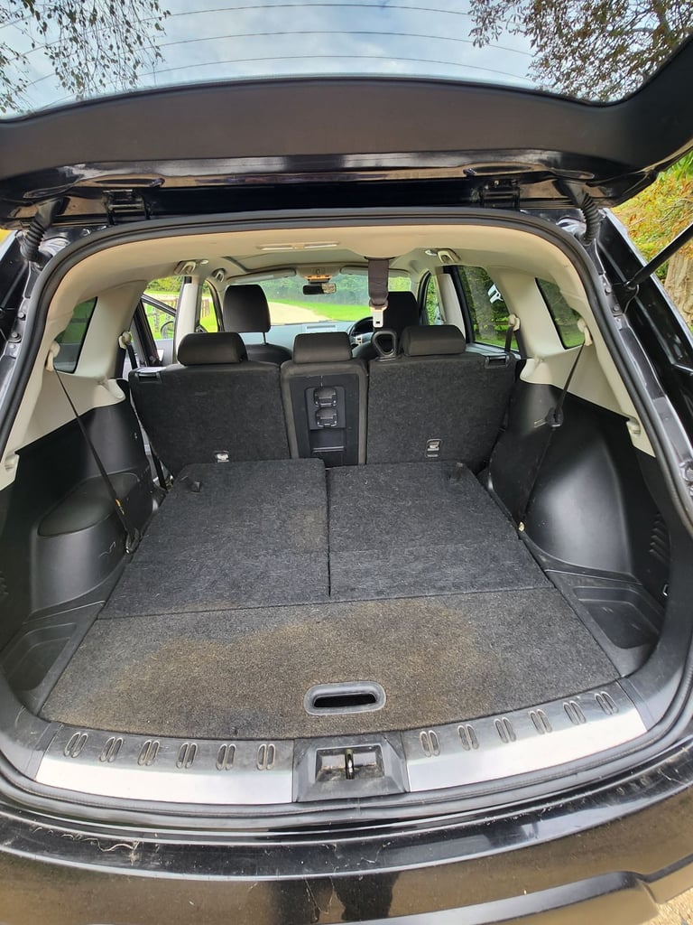 Nissan, QASHQAI+2, Hatchback, 2011, Manual, 1598 (cc), 5 doors