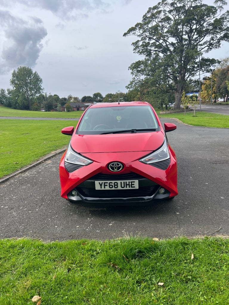 Toyota, AYGO, Hatchback, 2019, Manual, 998 (cc), 5 doors