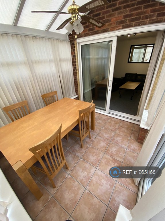 4 bedroom house in Mayors Croft, Coventry, CV4 (4 bed) (#2651168)