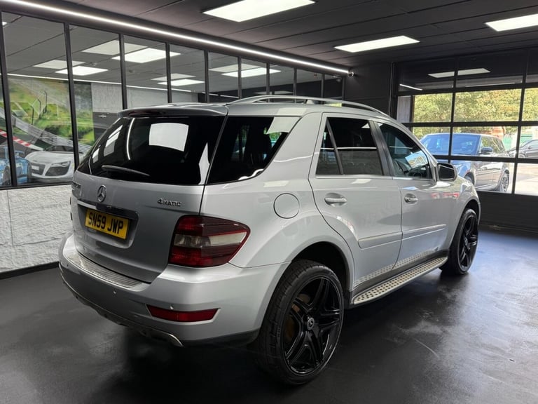 2010 Mercedes-Benz M-Class 3.0 ML300 CDI V6 BlueEfficiency Sport SUV 5dr Diesel Tiptronic 4WD Eur...