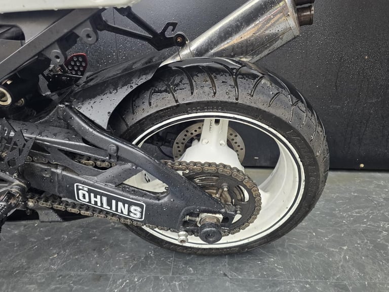 SUZUKI GSXR 600 K4 PROJECT BIKE HPI CLEAR