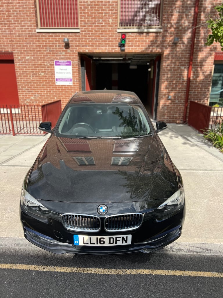 image for BMW 3 Series  2.0 330e 7.6kWh Sport Saloon 4dr Petrol Plug-in Hybrid