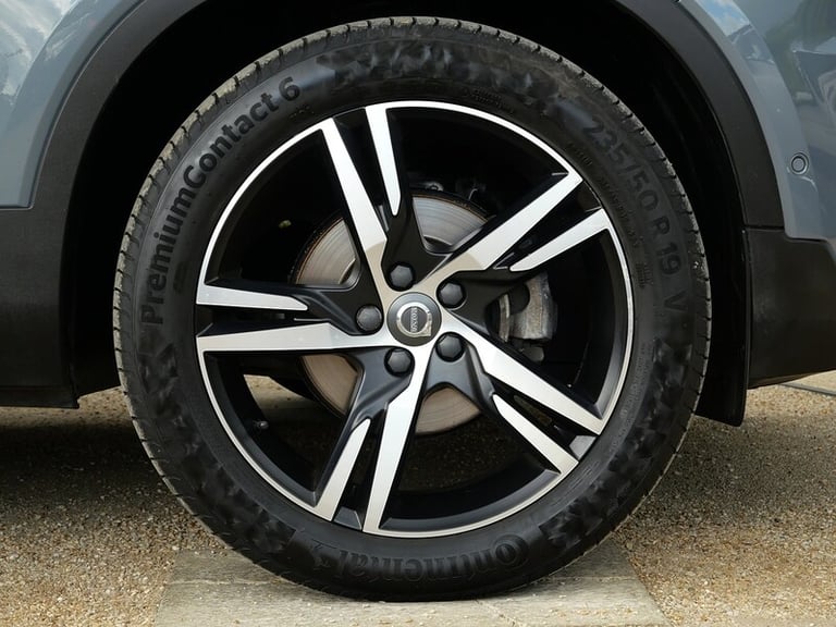 2020 Volvo XC40 1.5 T3 [163] R DESIGN 5dr Geartronic ESTATE PETROL Automatic