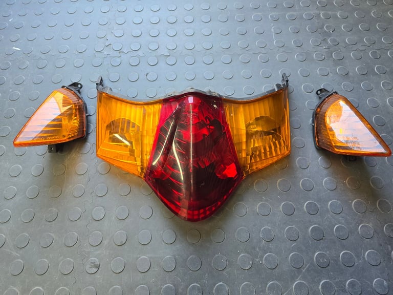 Honda Vfr800vtec rear light and front indicators 