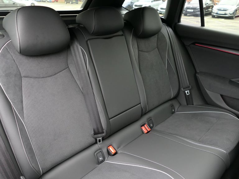 2025 Skoda Superb 1.5 TSI e-TEC Sportline 5dr DSG ESTATE PETROL Automatic