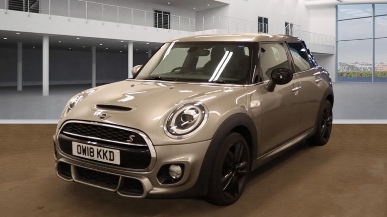 2018 MINI Hatch 2.0 Cooper S Hatchback 5dr Petrol Steptronic Euro 6 (s/s) (192 ps) Hatchback Petr...