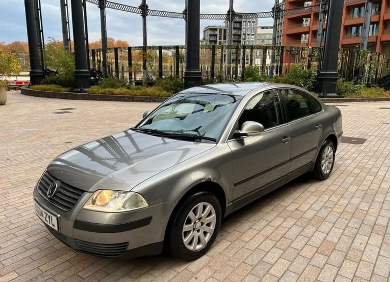 Volkswagen, PASSAT, Saloon, 2004, Manual, 1896 (cc), 4 doors
