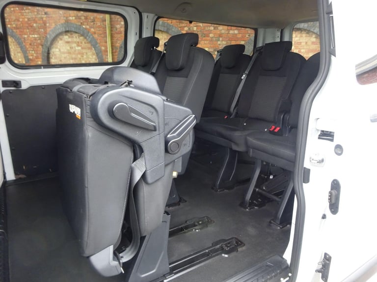 2021 Ford Transit Custom 2.0 320 EcoBlue Trend Kombi L2 H1 Euro 6 (s/s) 5dr MPV Diesel Manual