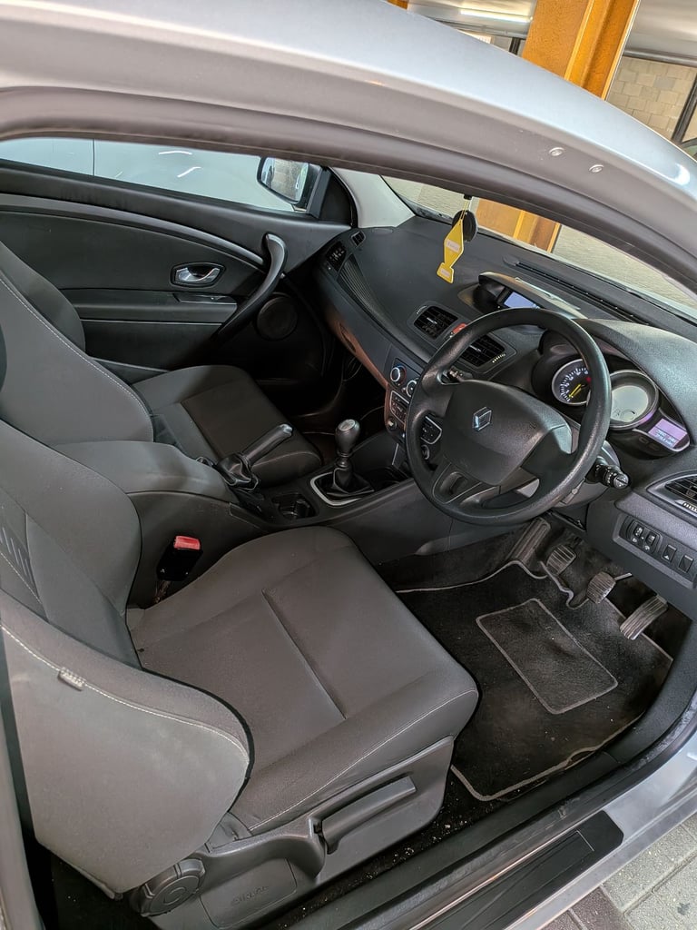 Renault, MEGANE, Coupe, 2009, Manual, 1598 (cc), 2 doors