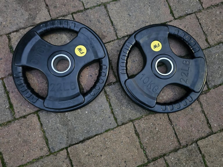 2 x 10kg Olympic rubber coated weight plates 