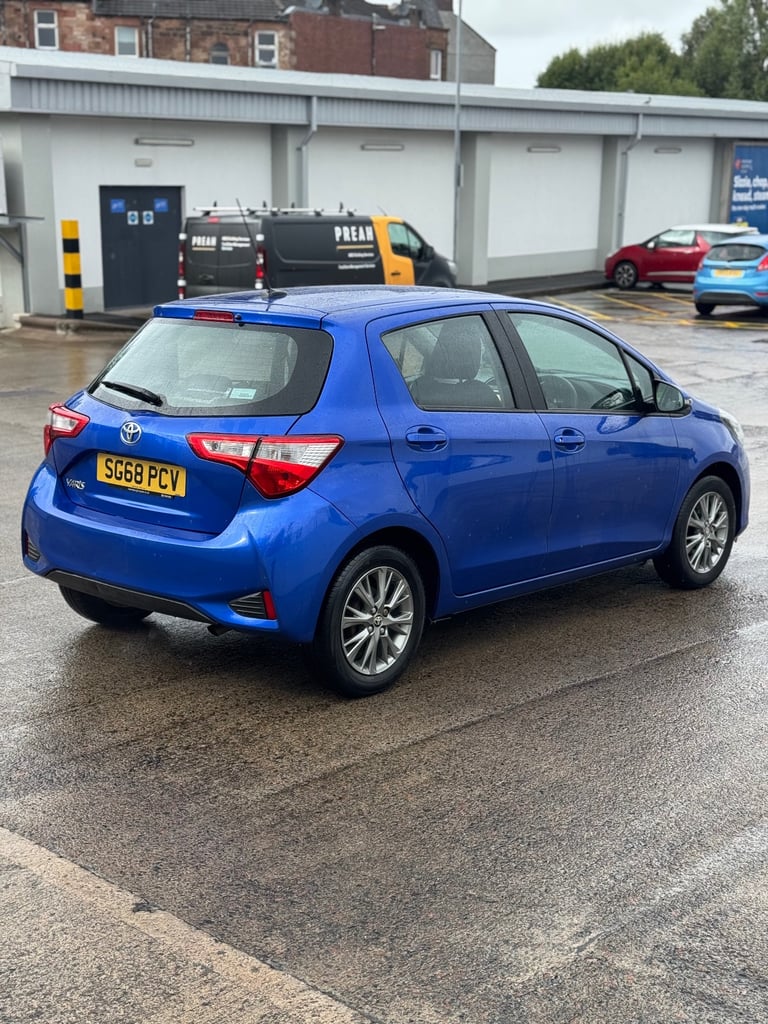 2018 Toyota Yaris icon 1.5 litre petrol manual 34,000 miles fully serviced cheap insurance 