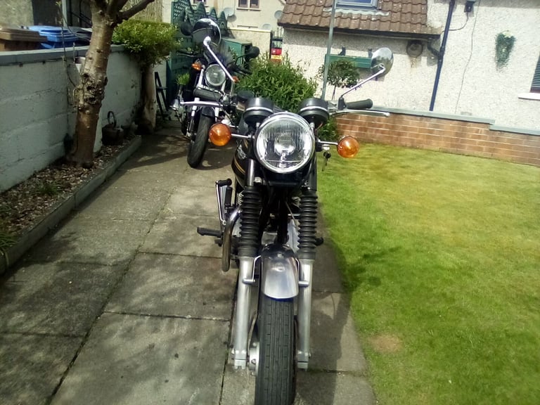 Triumph bonnieville t140v moo
