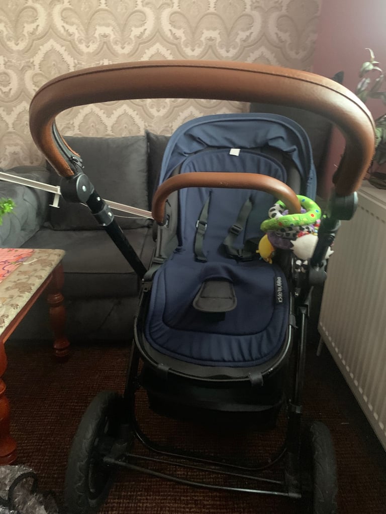image for Ickle bubba pram 