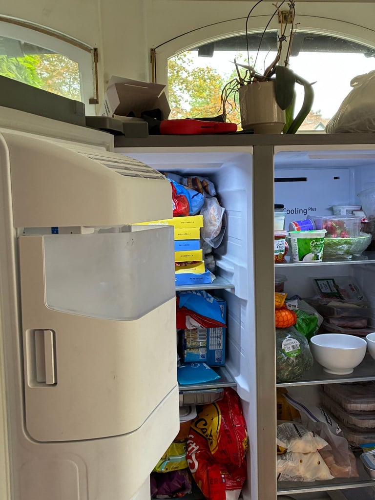 Samsung Series 7 SpaceMax RS68A8520S9/EU 634L American-Style Fridge Freezer - Matte Stainless