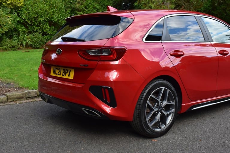2021 21 KIA CEED 1.5 T-GDI GT-LINE HATCHBACK 5DR PETROL MANUAL EURO 6 (S/S) (158