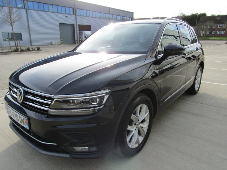 image for LEFT HAND DRIVE 2019 VOLKSWAGEN TIGUAN 2.0 TDi SE DSG AUTO 5DR EURO 6 FRENCH REG