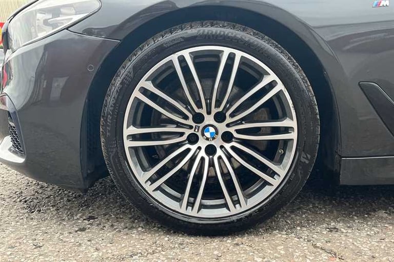 2020 BMW 5 Series 2.0 520d MHT M Sport Touring 5dr Diesel Hybrid Auto Euro 6 (s/s) (190 ps) Estat...