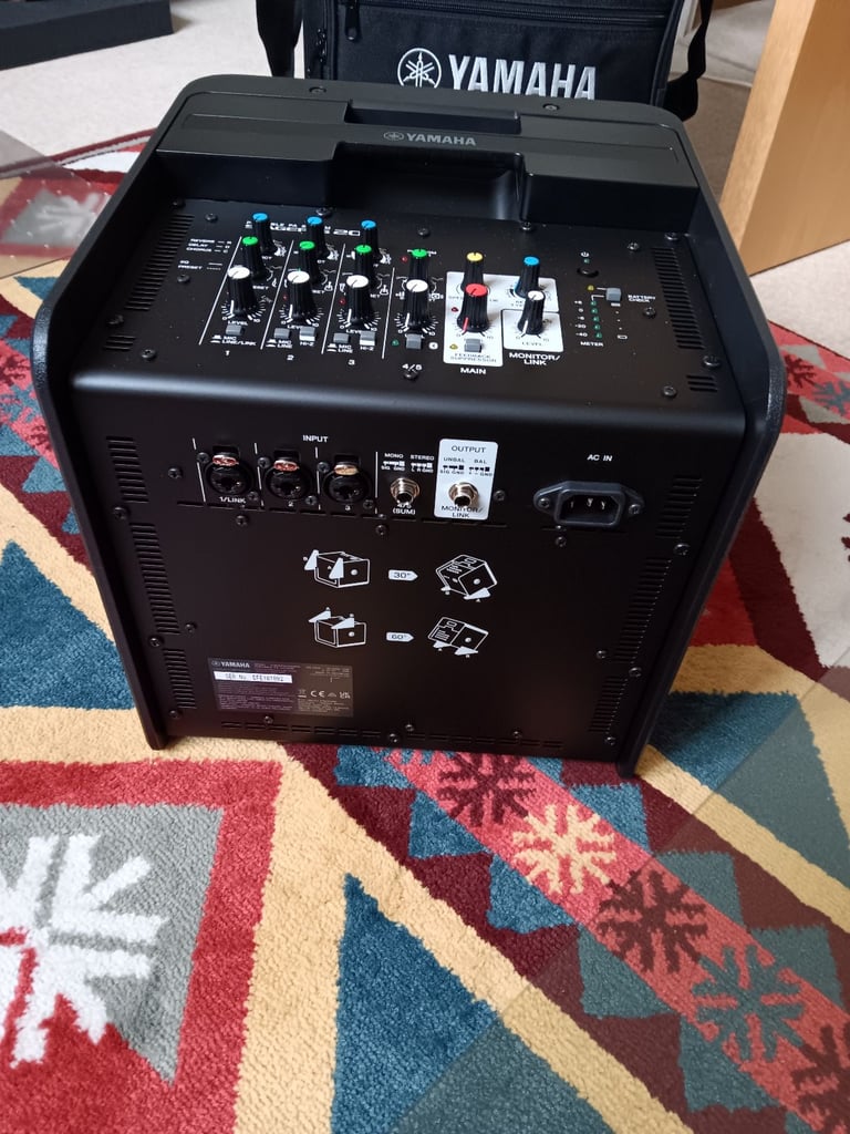 Yamaha Stagepas 200 Portable PA System