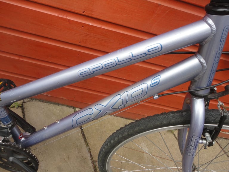 Apollo CX10 S hybrid city bike, 18 inch lightweight frame, 28 inch wheels, 21 gears, working order