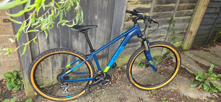 Cannondale and Cube mountain bikes