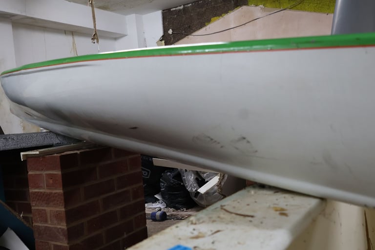 12 FOOT Kayak Canoe , fishing / Water sports