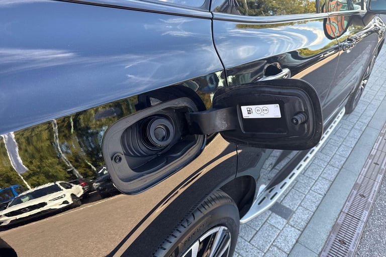 2022 Volvo XC60 2.0 B5 MHEV Plus SUV 5dr Petrol Hybrid Auto AWD Euro 6 (s/s) (250 ps) ESTATE Petr...
