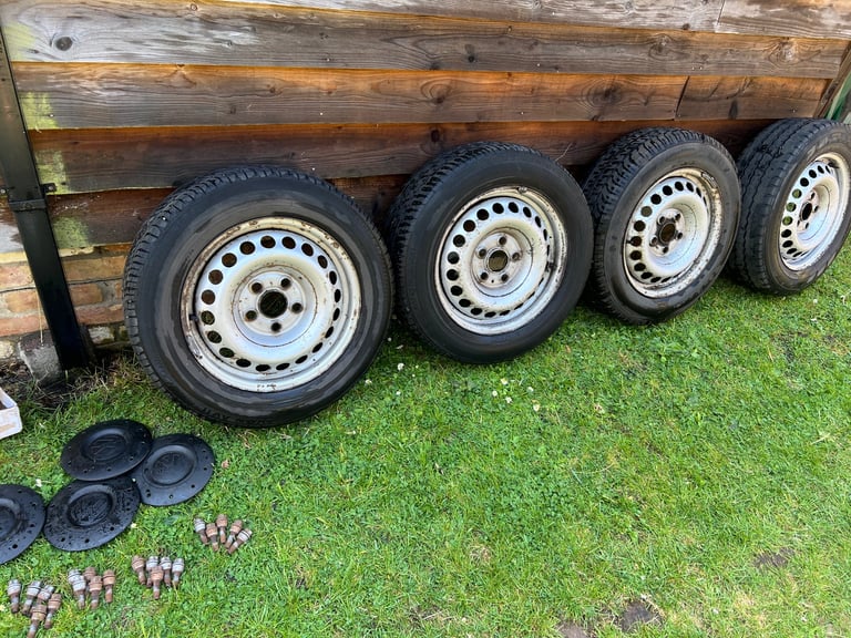image for VW Transporter steel wheels with bolts and caps
